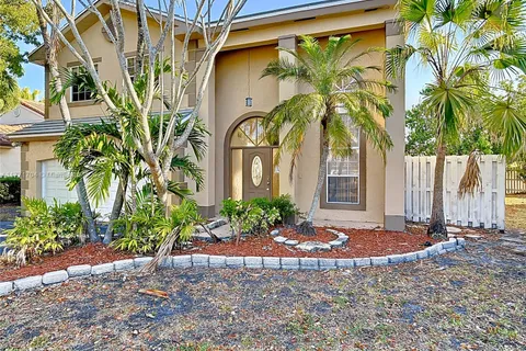 14021 Richwood Pl, Davie FL 33325