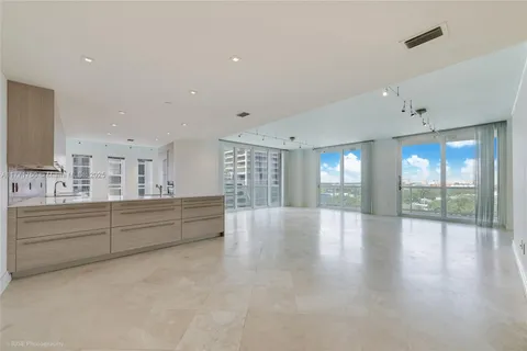 2645 S Bayshore Dr # 902, Miami FL 33133