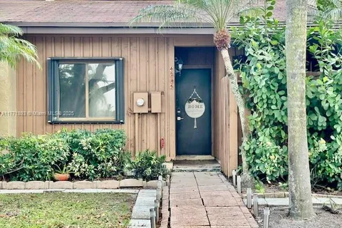 4245 S Pine Island Rd # 4245, Davie FL 33328