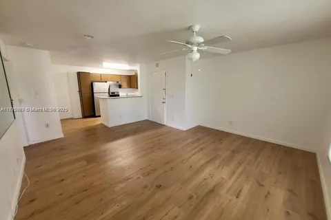 4028 NW 87th Ave # 4028, Sunrise FL 33351
