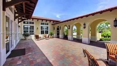 9133 SW 227 # 4, Cutler Bay FL 33190