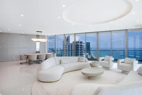 18975 Collins Ave # 3400, Sunny Isles Beach FL 33160