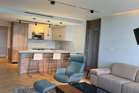 10185 Collins Ave # 919, Bal Harbour FL 33154