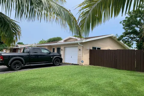 3190 NW 66th Dr, Fort Lauderdale FL 33309