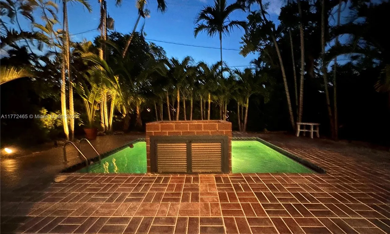 511 Vittorio Ave, Coral Gables FL 33146