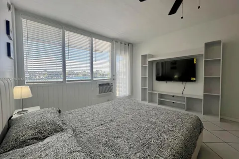 6484 Indian Creek Dr # 139, Miami Beach FL 33141