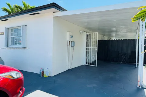 11512 SW 168th Ter, Miami FL 33157