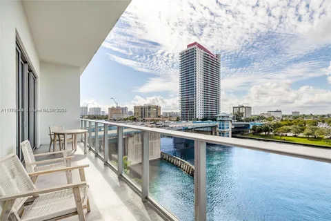 4010 S Ocean Dr # R406, Hollywood FL 33019