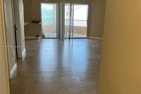 2850 N Oakland Forest Dr # 311, Oakland Park FL 33309
