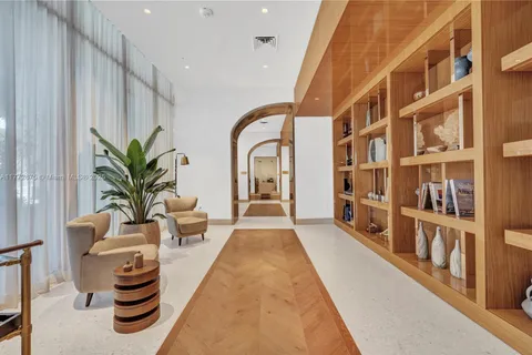 2678 Tigertail Ave # 1501, Miami FL 33133