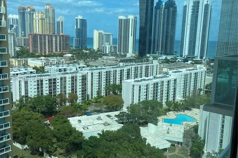 16919 N Bay Rd # 214, Sunny Isles Beach FL 33160