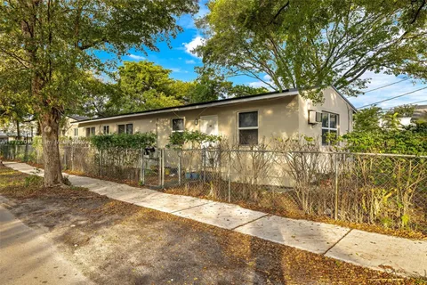 1956 Madison St # 2, Hollywood FL 33020