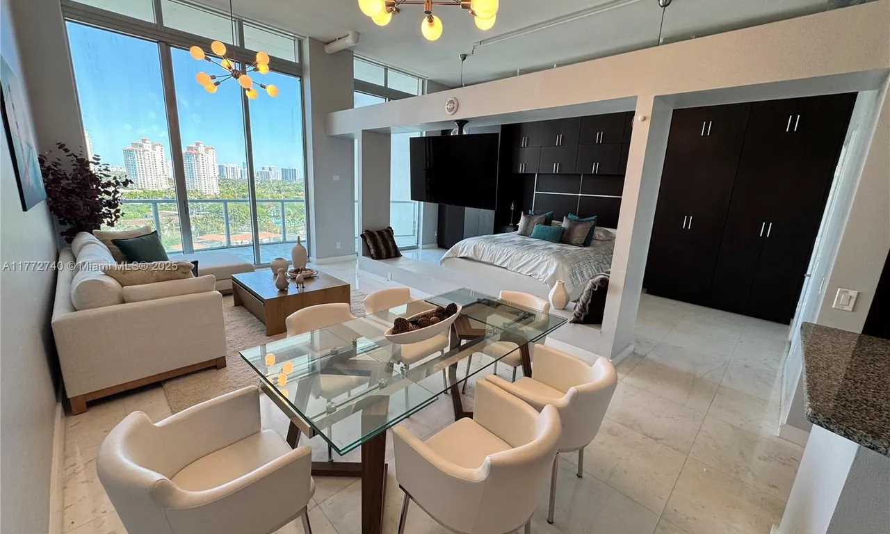 3029 NE 188th St # 1117, Aventura FL 33180