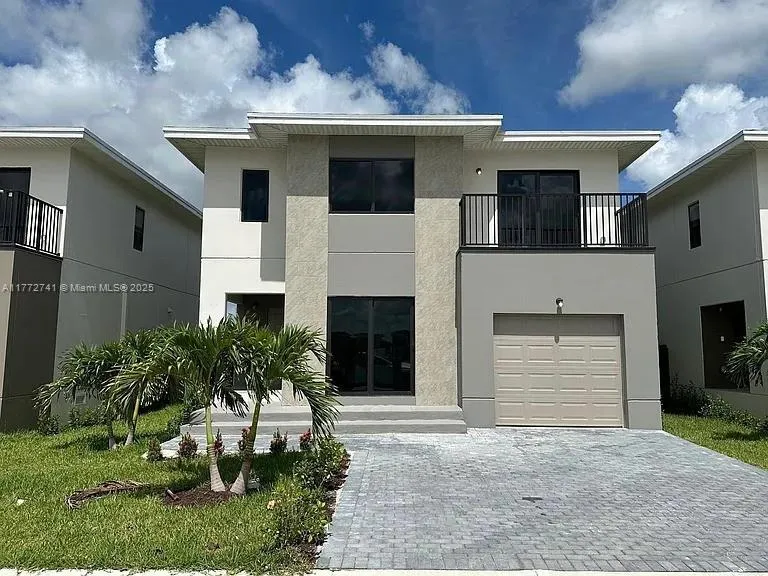 209 NW 13th Pl, Florida City FL 33034