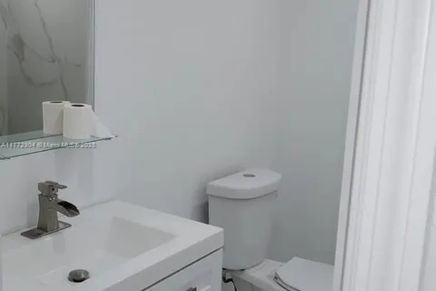 721 NE 142nd St # 721, North Miami FL 33161