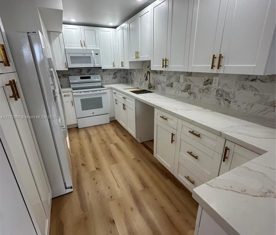 10090 NW 80th Ct # 1158, Hialeah Gardens FL 33016
