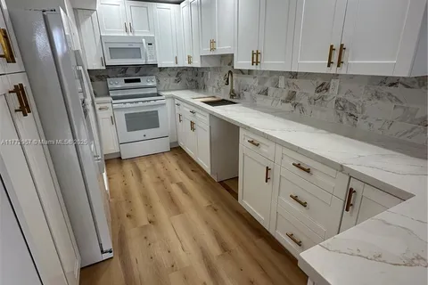 10090 NW 80th Ct # 1158, Hialeah Gardens FL 33016