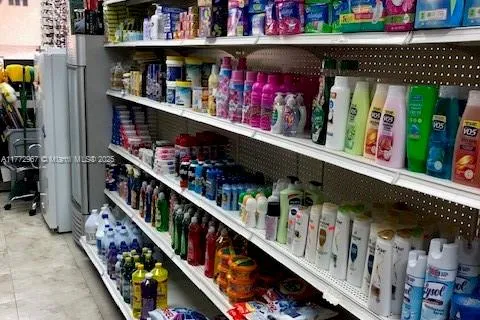 1001 SW 67th Ave, West Miami FL 33144