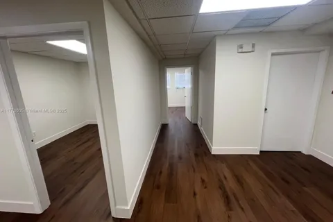 145 Madeira Ave # 209, Coral Gables FL 33134
