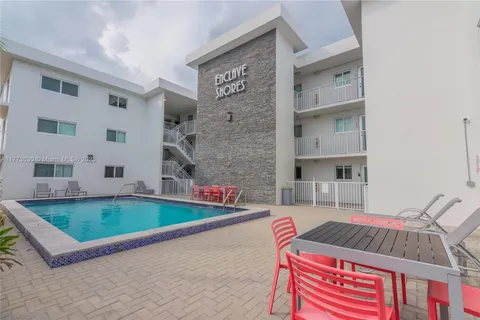 3755 NE 167th St # 6, North Miami Beach FL 33160
