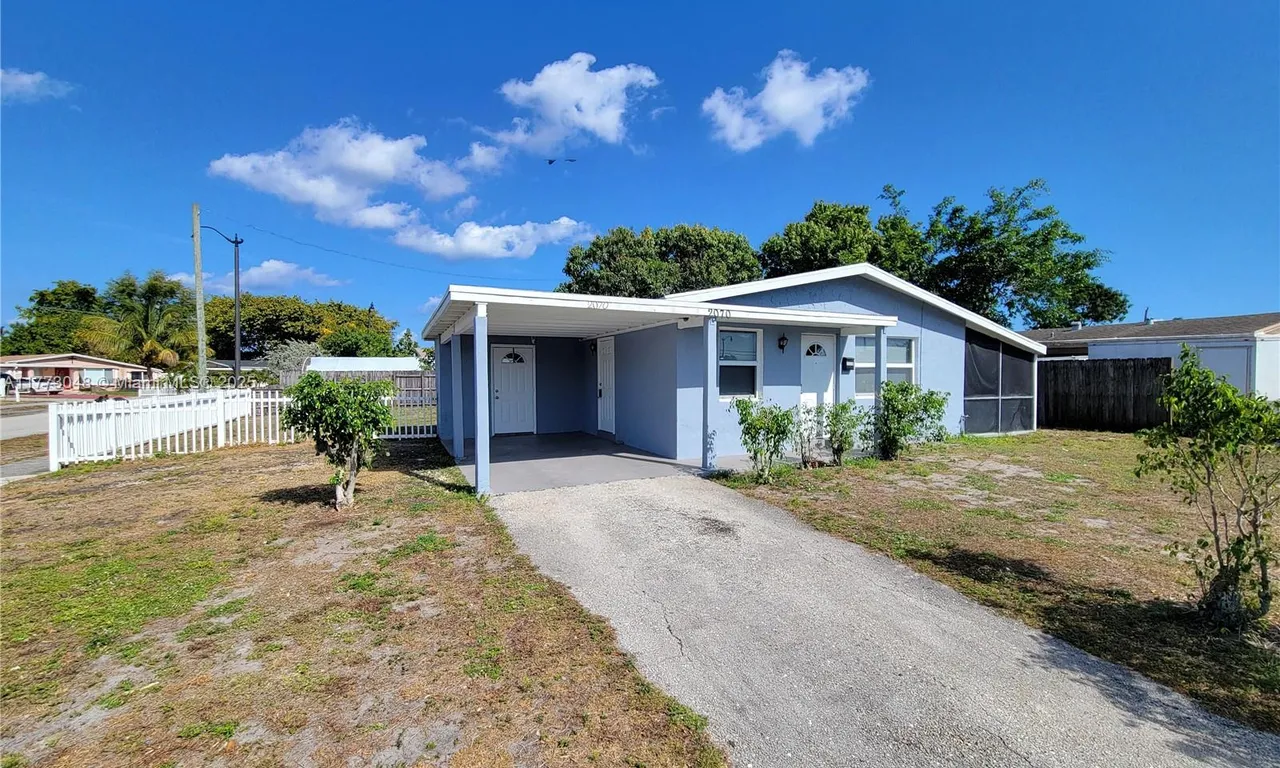 2070 NW 6th Ave, Pompano Beach FL 33060