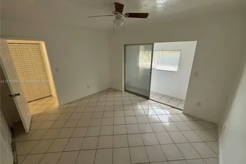 7841 Johnson St # 208, Pembroke Pines FL 33024
