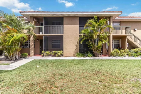 10408 NW 8th St # 103, Pembroke Pines FL 33026