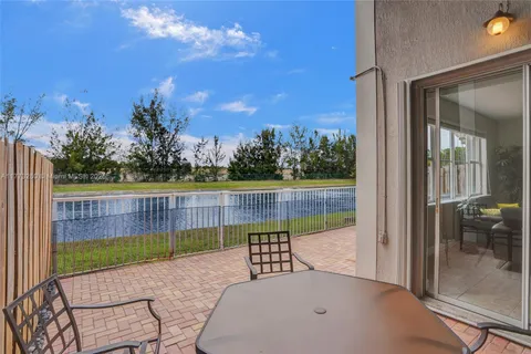 7978 NW 116th Ave, Doral FL 33178