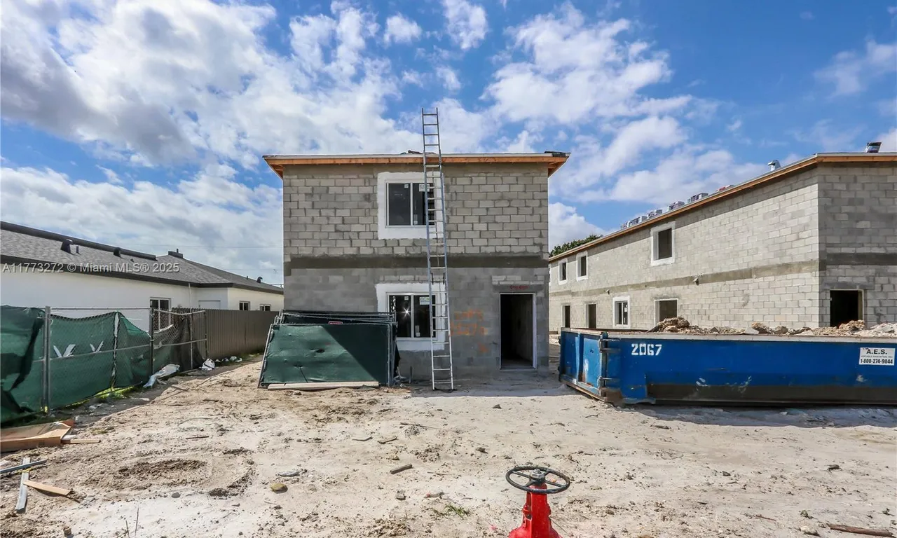 11270 SW 187th St, Miami FL 33157