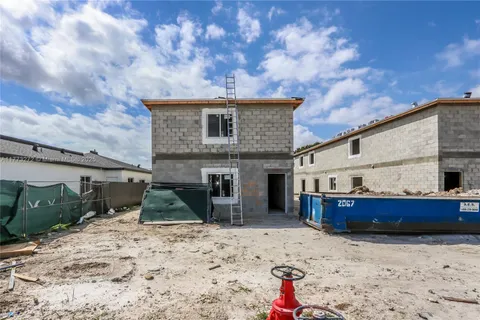 11270 SW 187th St, Miami FL 33157