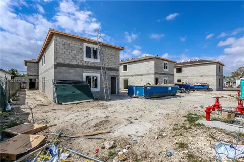 11270 SW 187th St, Miami FL 33157