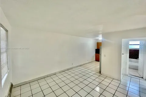 701 NW 7th Ave # 7, Hallandale Beach FL 33009