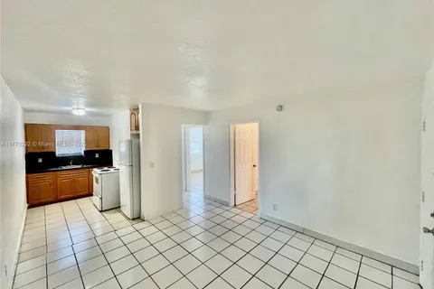701 NW 7th Ave # 7, Hallandale Beach FL 33009