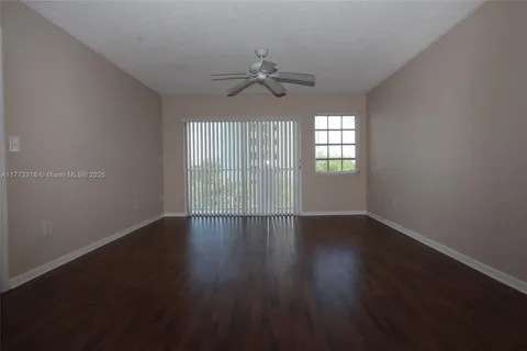 21133 SW 85th Ave # 303, Cutler Bay FL 33189