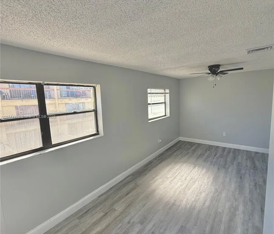 7732 balboa, st # 7732, Sunrise FL 33351