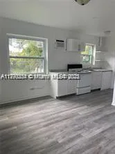 1238 NE 110th St, Miami FL 33161