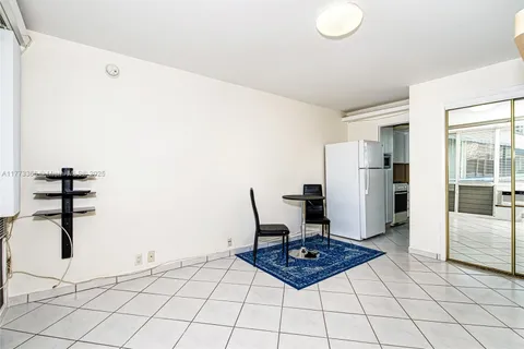 6484 Indian Creek Dr # 204, Miami Beach FL 33141
