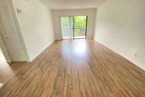 1820 N Congress Ave # 305, West Palm Beach FL 33401