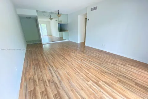 1820 N Congress Ave # 305, West Palm Beach FL 33401