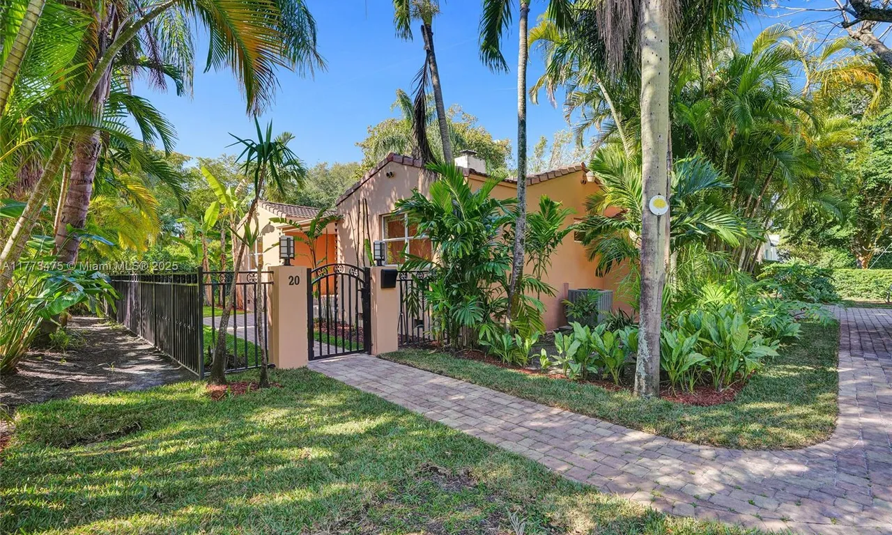 20 NW 101st St, Miami Shores FL 33150