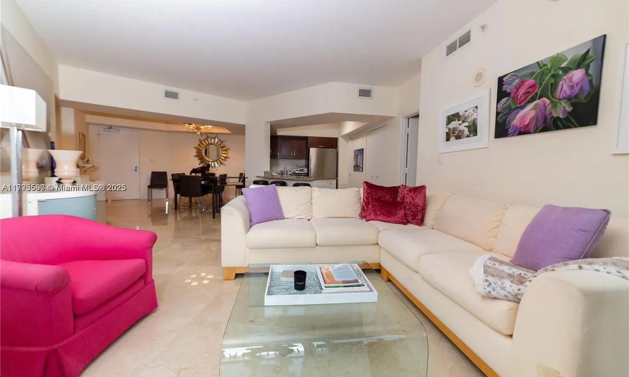 20000 E Country Club Dr # 1107, Aventura FL 33180