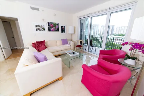 20000 E Country Club Dr # 1107, Aventura FL 33180