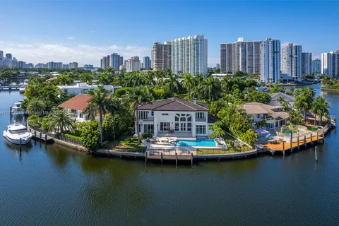 455 Centre Is, Golden Beach FL 33160