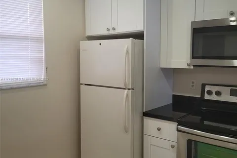 785 NW 103rd Ter # 202, Pembroke Pines FL 33026