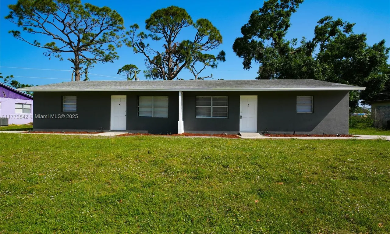 5112 La Salle St # A, Fort Pierce FL 34951