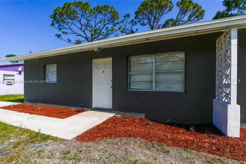 5112 La Salle St # A, Fort Pierce FL 34951