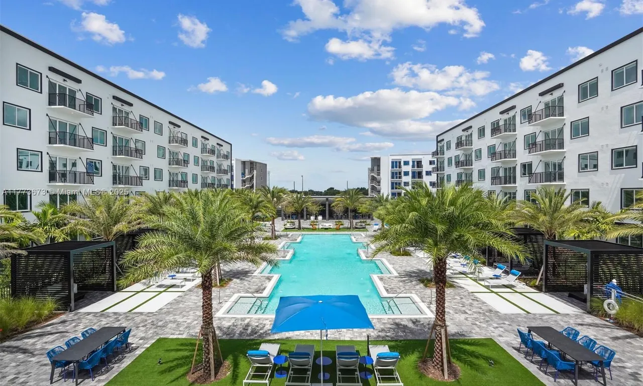 2095 W Atlantic Ave # S1, Delray Beach FL 33445
