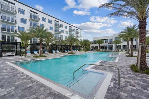 2095 W Atlantic Ave # S1, Delray Beach FL 33445