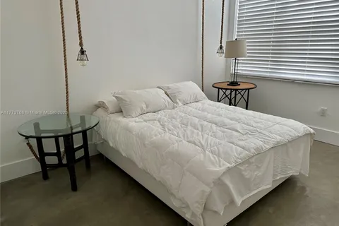 250 Galen Dr # 25, Key Biscayne FL 33149