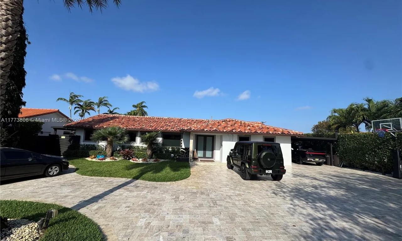 4030 SW 141st Pl, Unincorporated Dade County FL 33175